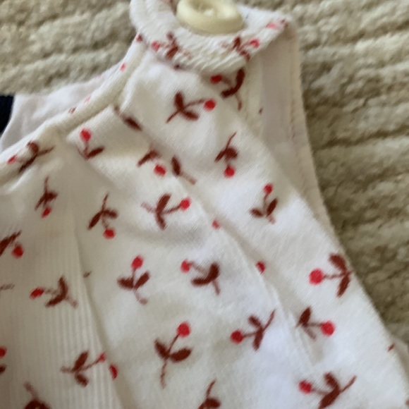 Precious Baby GAP corduroy romper - Picture 3 of 3